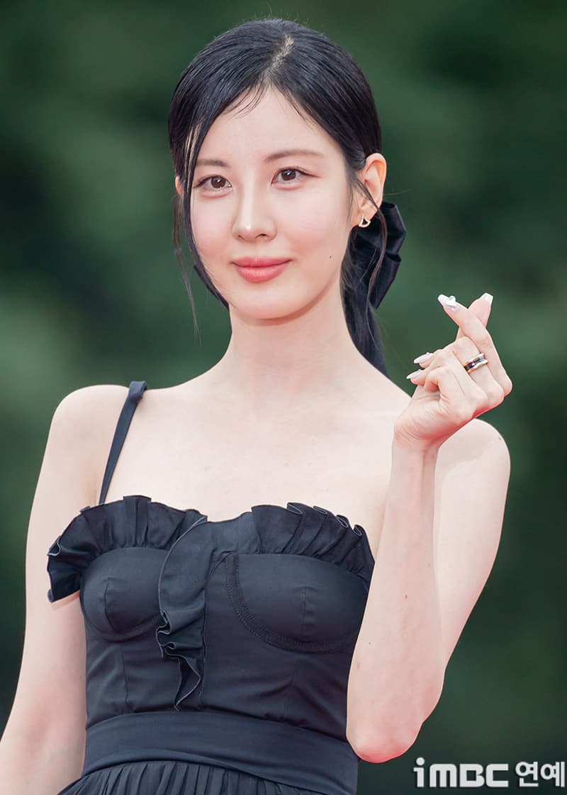 배우 서현, SDA 2025 레드카펫 행사에 등장